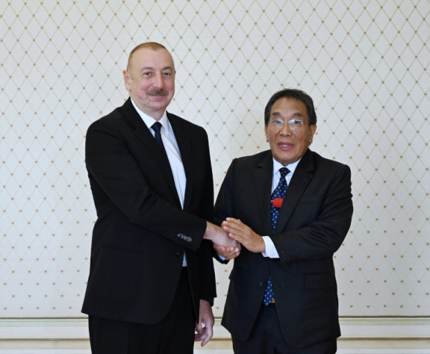 Президент Ильхам Алиев принял президента Сената Парламента Малайзии - ФОТО