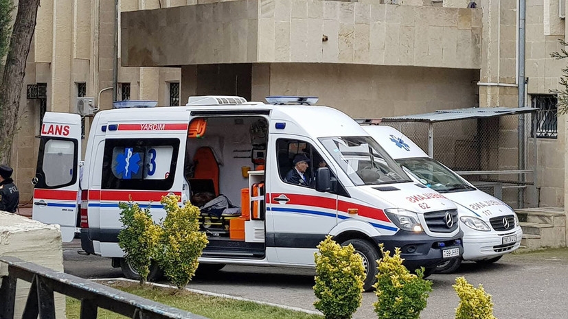 ДТП с участием автобуса в Баку: 5 пострадавших