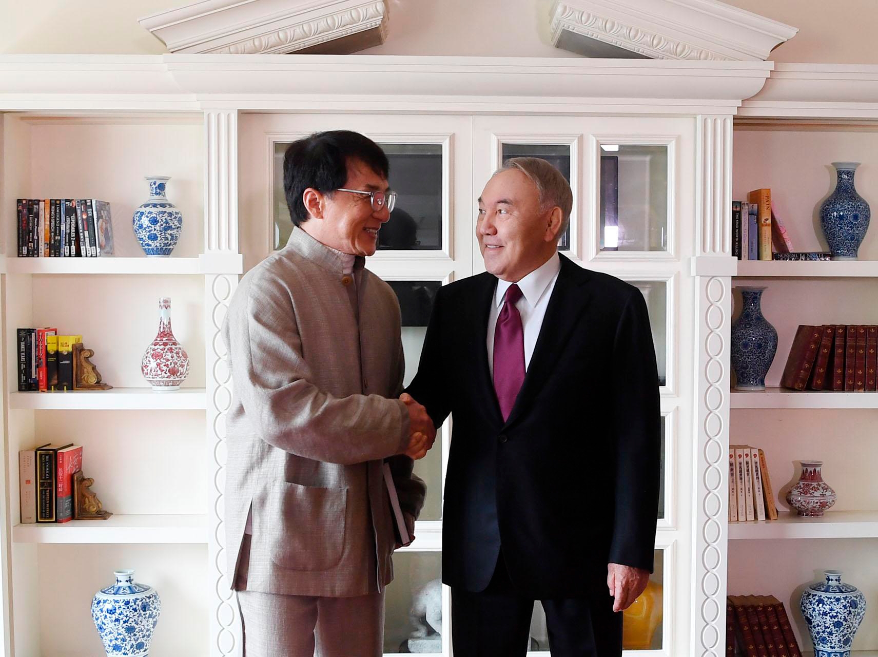 Назарбаев встретился с Джеки Чаном