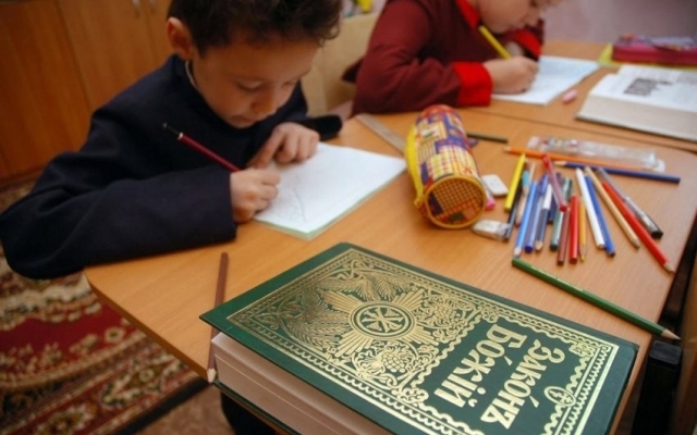 В азербайджанских школах начнут преподавать религию