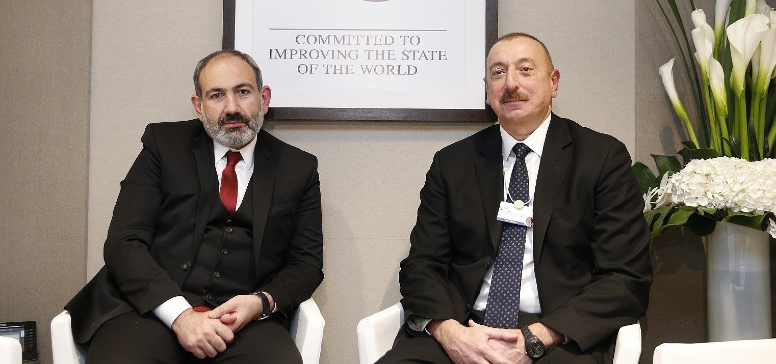 Ильхам Алиев и Никол Пашинян кратко пообщались в Брюсселе