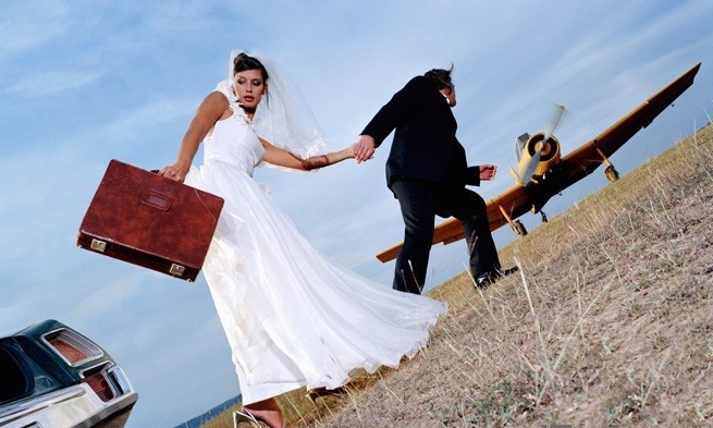 Невеста придумала лайфхак, чтобы не платить дважды, совместив свадьбу и похороны