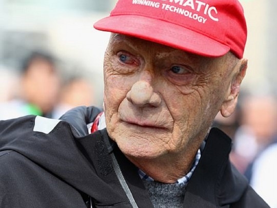 Умер легендарный гонщик "Формулы-1"