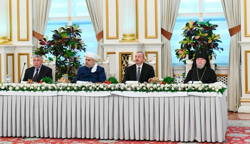 Ильхам Алиев принял участие в церемонии ифтара