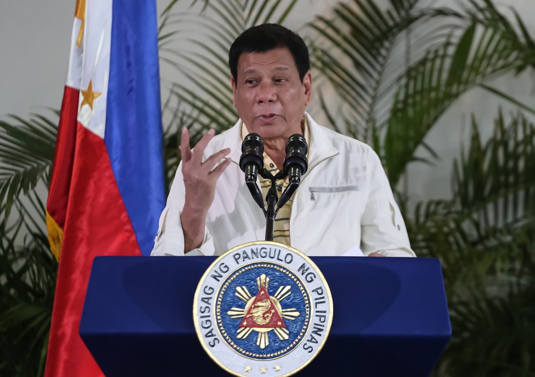 Президент Филиппин: "Я был геем, но вылечился"
