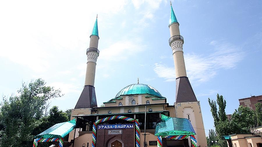В Донецке во время празднования Рамазана обстреляли мечеть - ВИДЕО