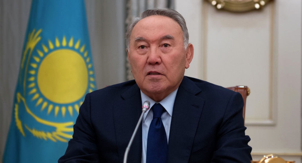 Назарбаев рассказал, почему ушел в отставку
