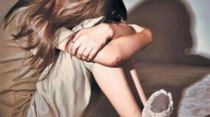У изнасилованной родственником азербайджанки в школе начались роды