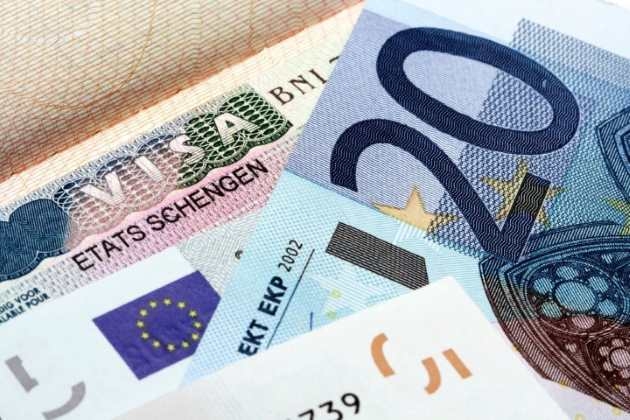 Евросоюз упростил правила выдачи виз