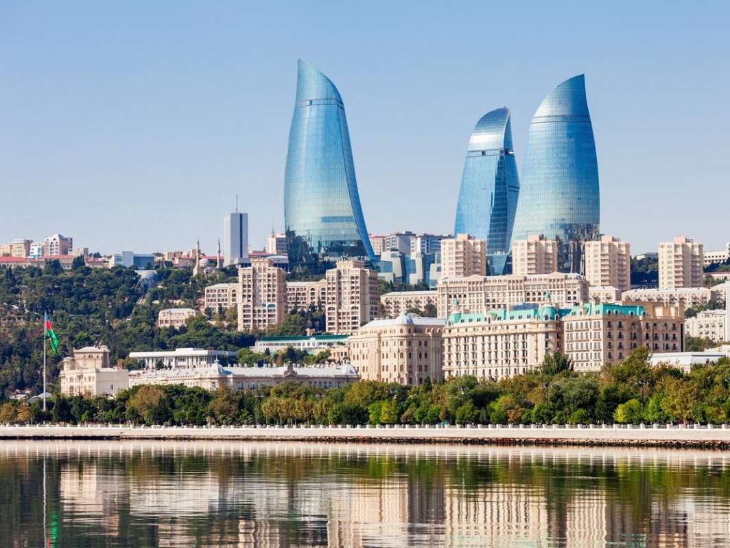 Глава Международного союза архитекторов высоко оценил развитие Баку