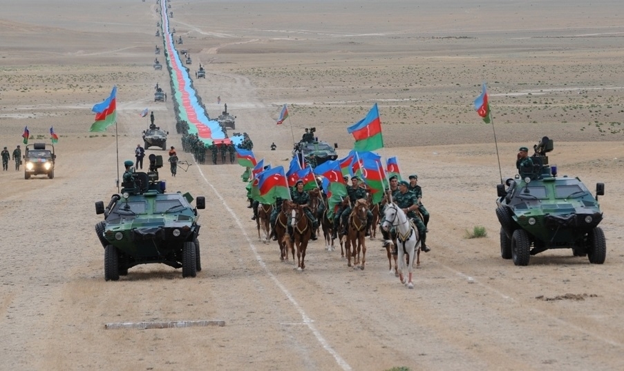 В Азербайджане изготовлен флаг протяженностью 5 км 100 метров - ФОТО
