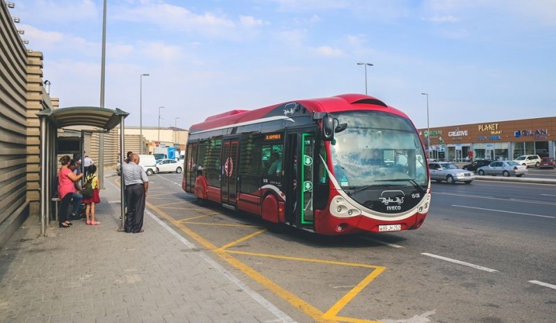 В Баку изменились маршруты двух автобусов