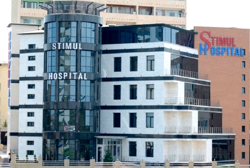 В Баку врач разоблачил клинику, в которой работает