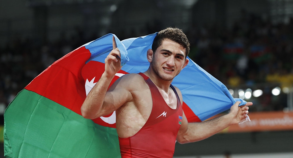 Азербайджанский борец одержал чистую победу над армянским соперником