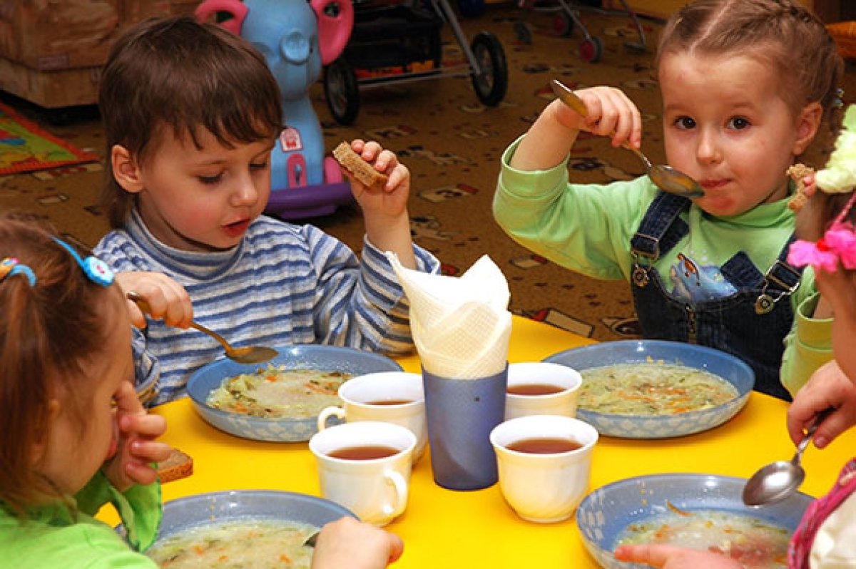 Для детсадов Азербайджана разработан рацион питания - агентство
