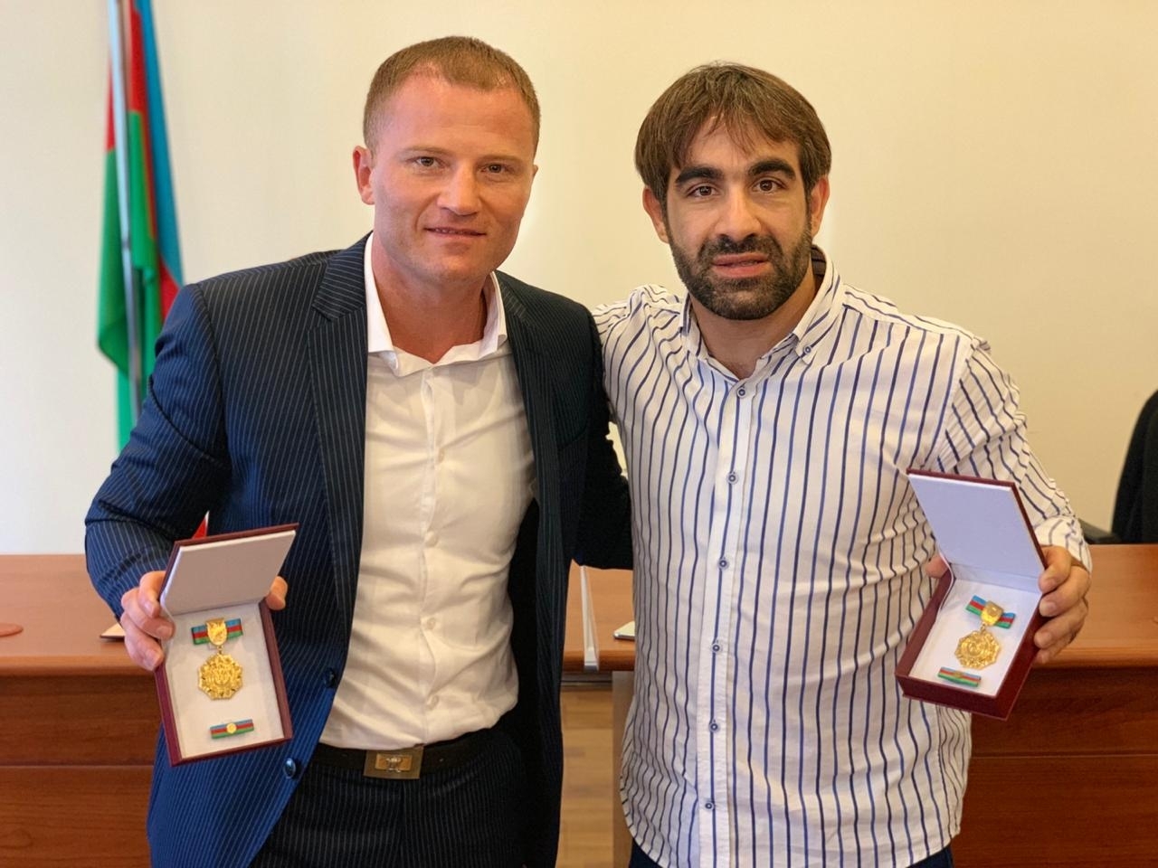 Ильхам Алиев наградил медалями Рафаэля Агаева и Эдуарда Мамедова - ФОТО