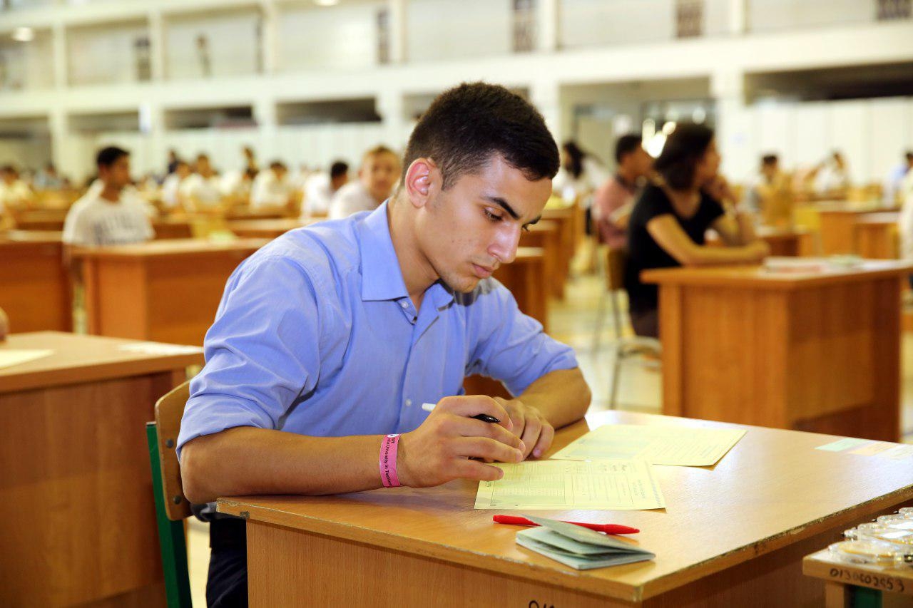 Абитуриенты смогут пересдать экзамены в средне-специальные учебные заведения