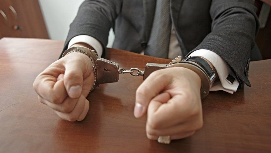 В Азербайджане сын должностного лица арестован за мат в общественном месте