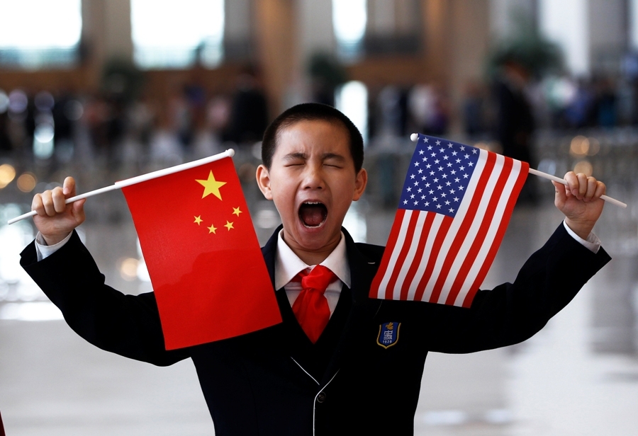 Трамп заявил о введении пошлин на товары из Китая