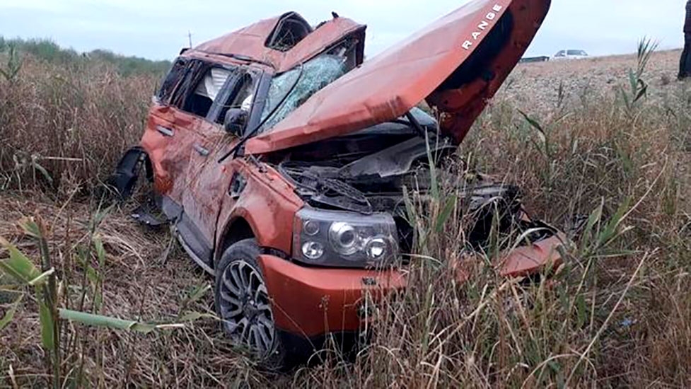 В Азербайджане перевернулся Range Rover: есть раненые - ФОТО