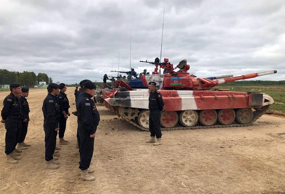 "Танковый биатлон": Азербайджанские танкисты завершили финальную подготовку