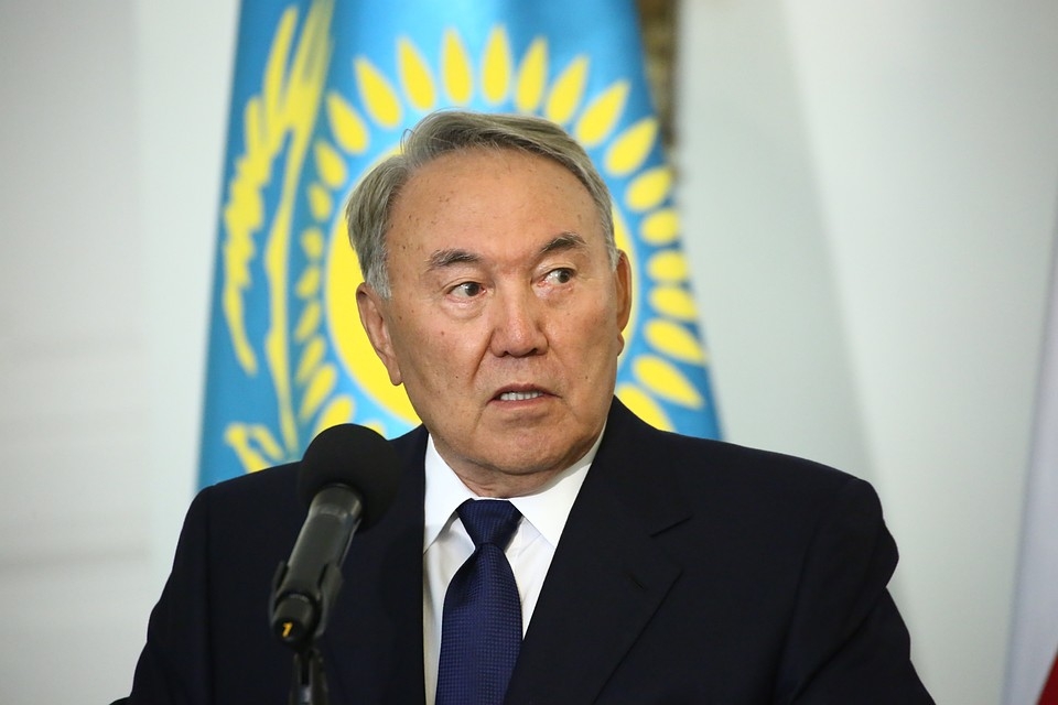 Назарбаев снял клип на песню собственного сочинения - ВИДЕО
