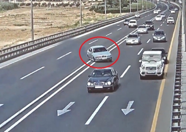 Страшное ДТП на аэропортовском шоссе: столкнулись BMW и Mercedes - ВИДЕО