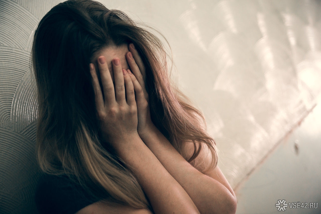 "Случайно упал на нее голый": мужчина попытался оправдать изнасилование