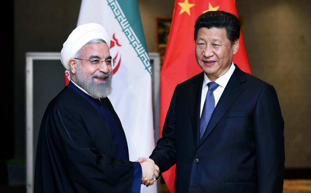 Китай намерен ввести в иранскую экономику 400 млрд.