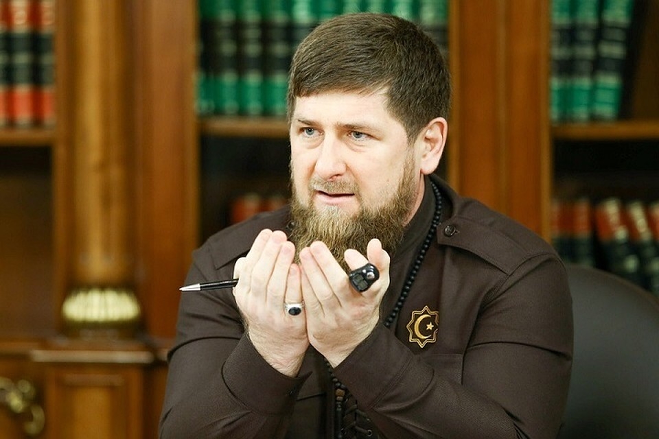 Трех уроженок Чечни заставили публично извиниться за обращение к Кадырову