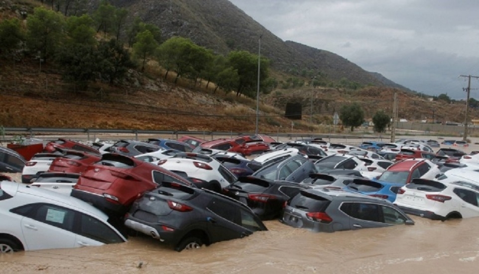 Испания ушла под воду: есть погибшие и пострадавшие - ВИДЕО