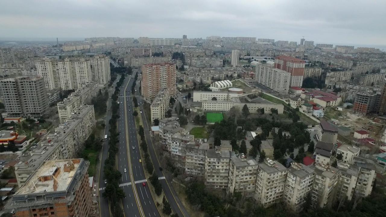В Баку дети устроили поджог и обесточили несколько кварталов  - ВИДЕО