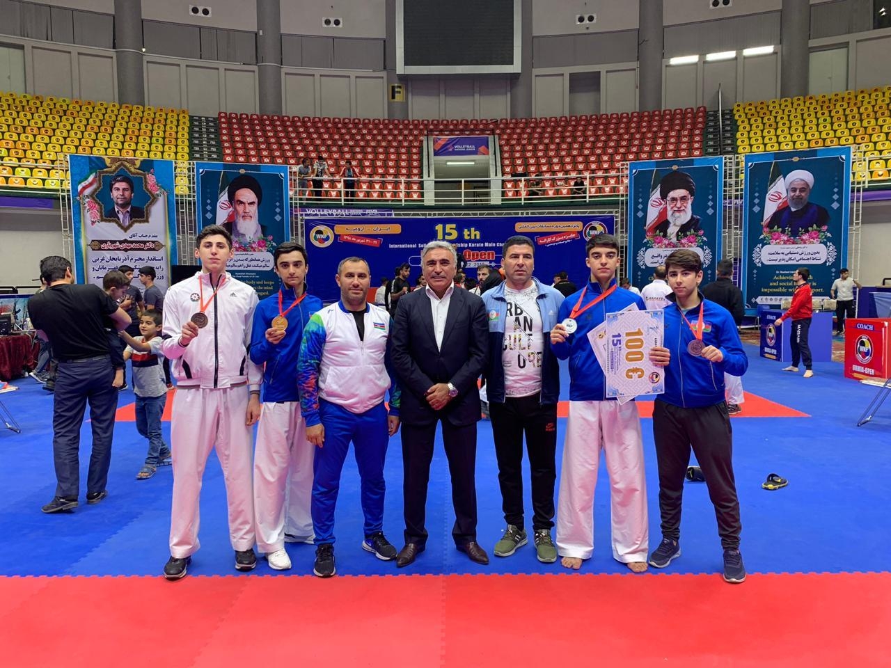 Азербайджанский каратист завоевал золотую медаль, победив армянина - ФОТО