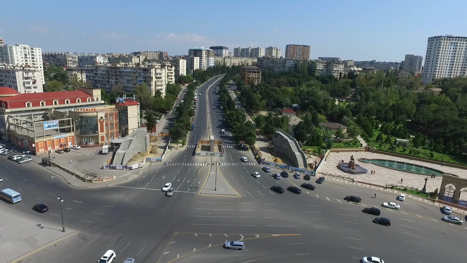 В Баку строятся уникальные пешеходные переходы - ФОТО