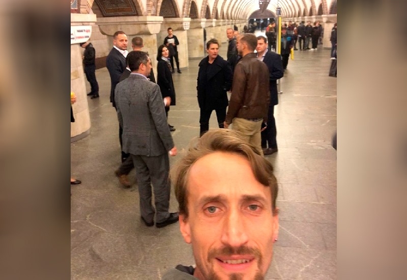 Актера Тома Круза заметили в киевском метро - ВИДЕО