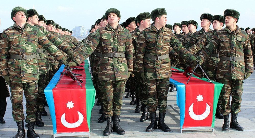В Азербайджане начался призыв на военную службу