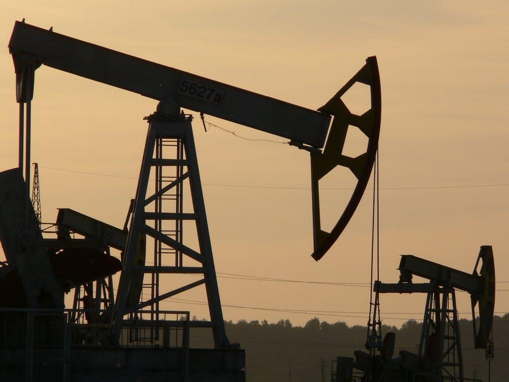 Новый обвал цен на нефть: Brent ниже $58