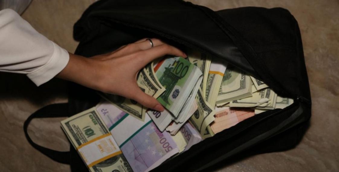 Работник ЦБ Азербайджана похитил из банка 30 миллионов и был задержан в России