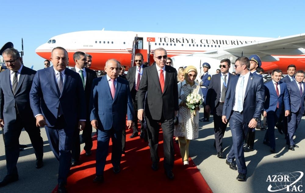 Реджеп Тайип Эрдоган прибыл с визитом в Азербайджан - ФОТО