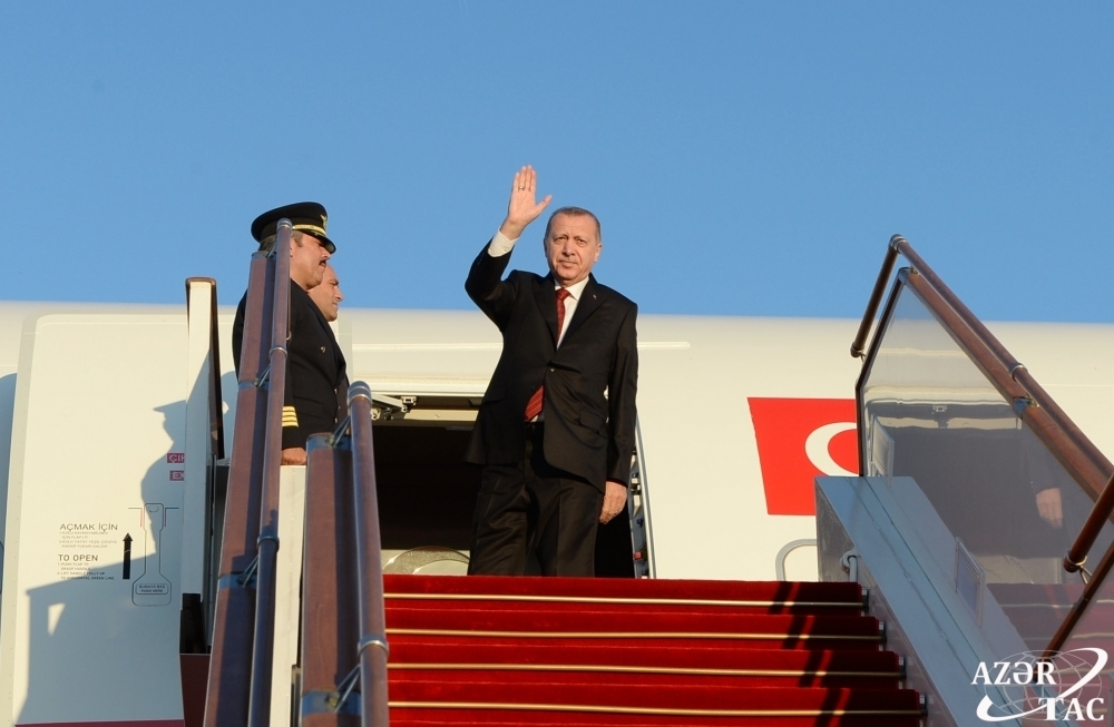 Завершился визит президента Турции в Азербайджан - ФОТО