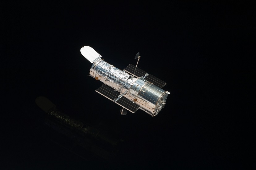 Телескоп "Хаббл" сфотографировал "портал" в другое измерение - ФОТО
