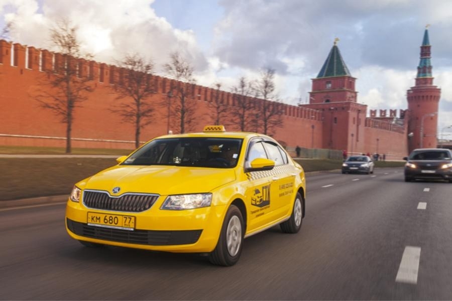 В Москве мужчина заплатил за такси 41 тысячу