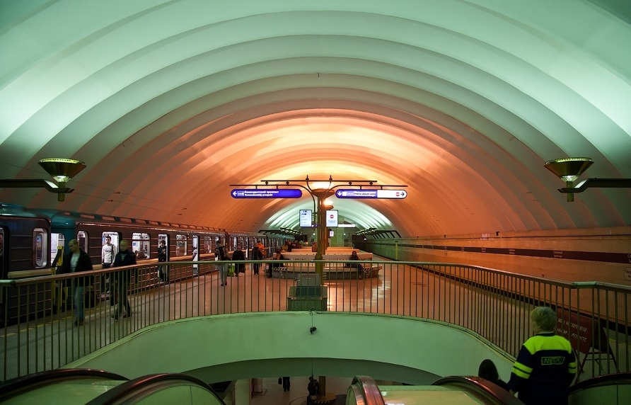 В бакинском метро построят двухъярусные станции