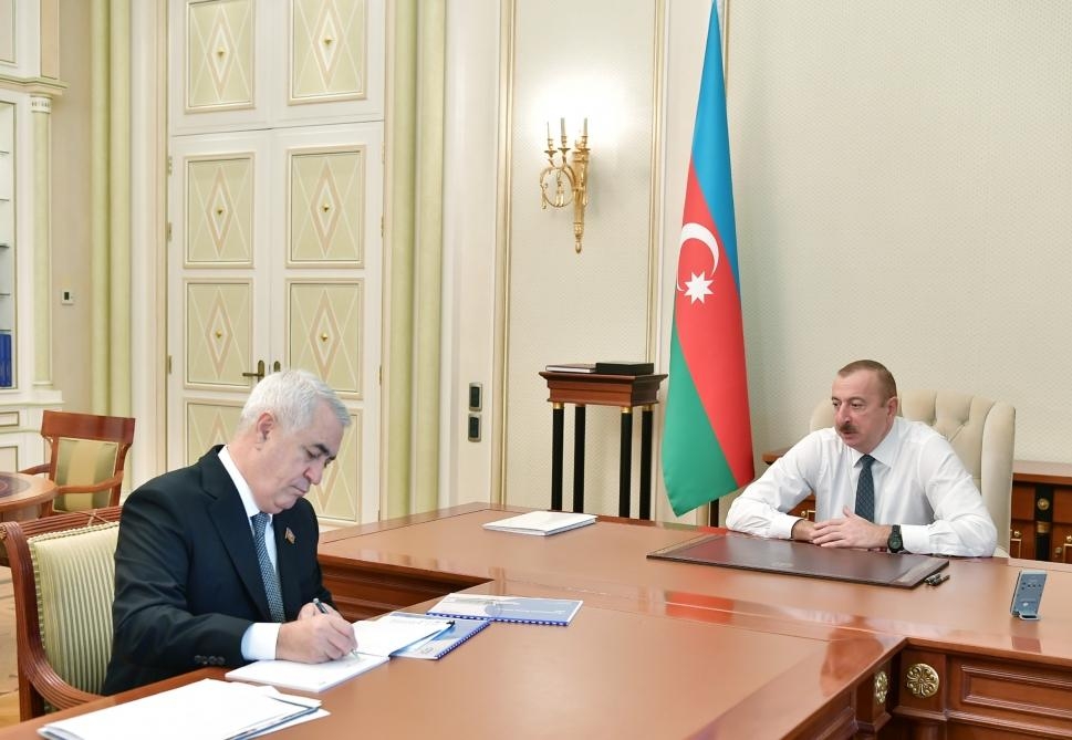 Ильхам Алиев принял председателя ЗАО "Азербайджанские железные дороги" - ФОТО