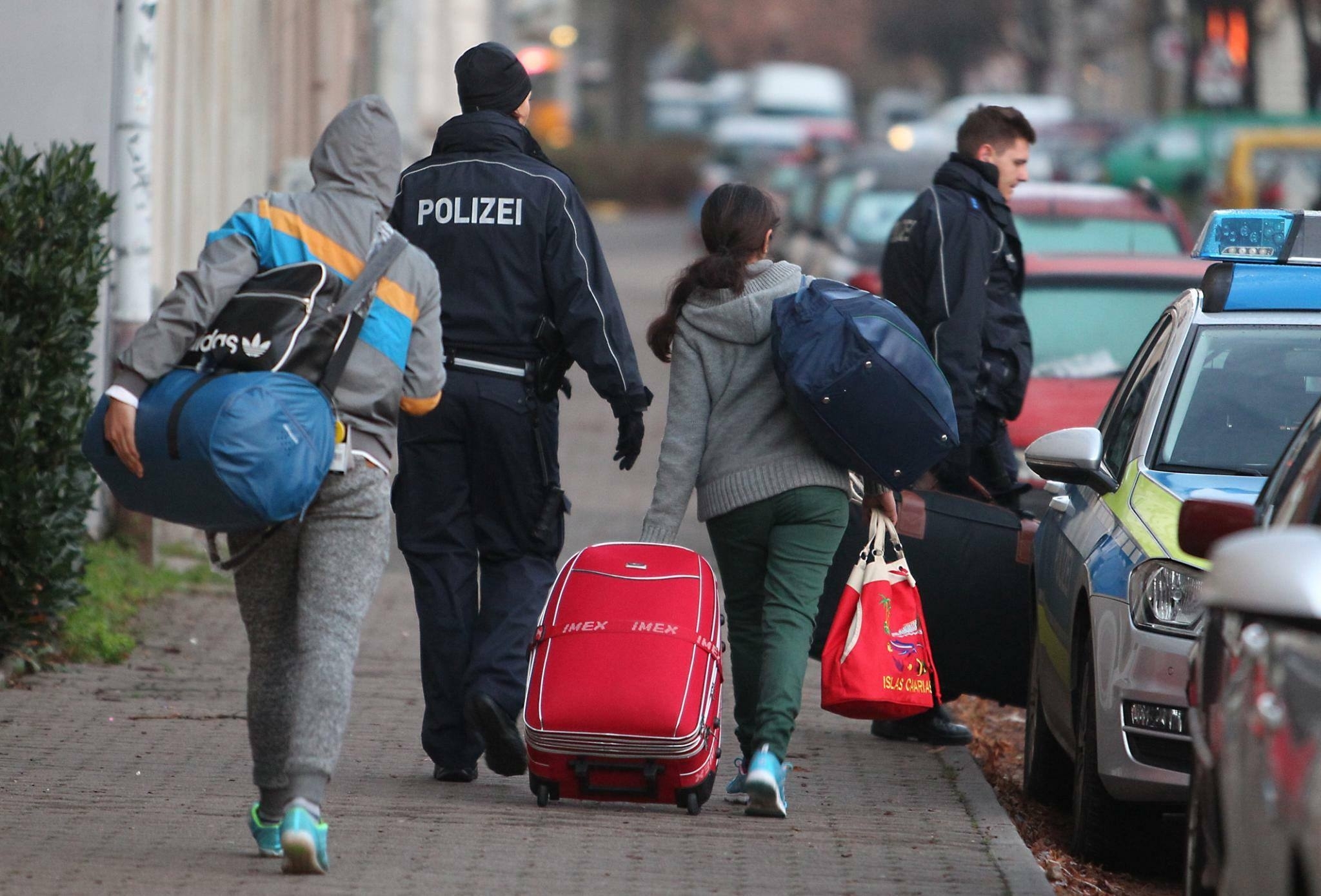 Германия может пересмотреть дела жертв "торговцев мигрантами"