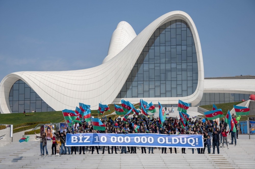 Обнародована численность населения Азербайджана