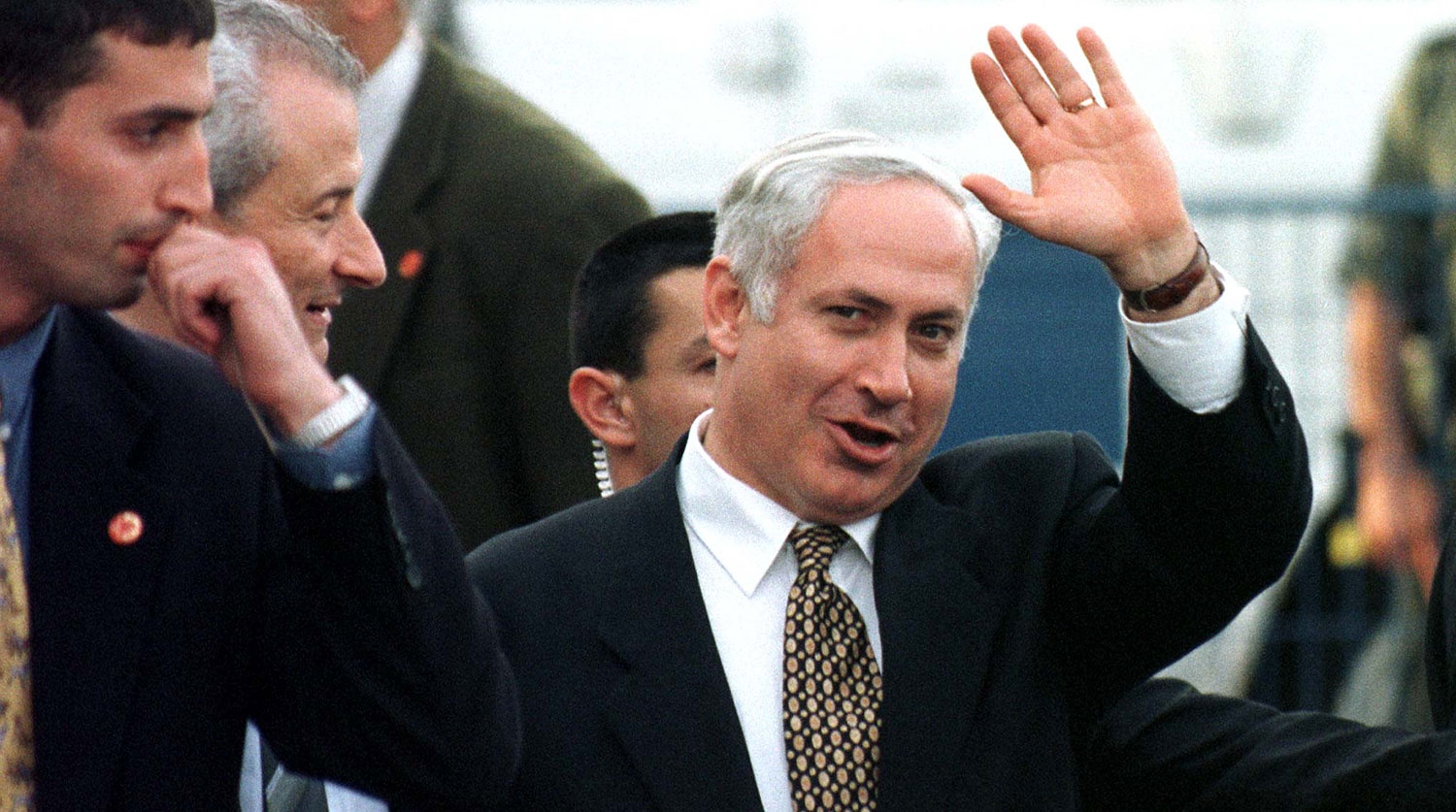 Нетаньяху предъявили обвинения по трем делам