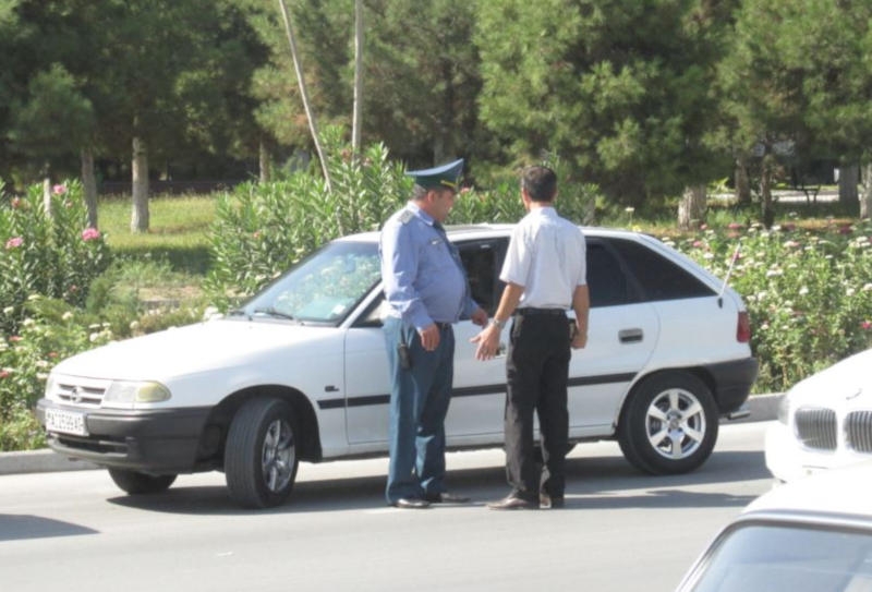 Туркменских полицейских обязали срочно похудеть