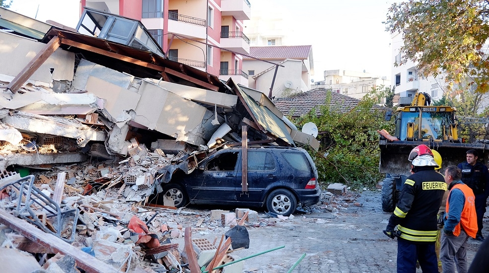 Число погибших из-за землетрясения в Албании продолжает расти