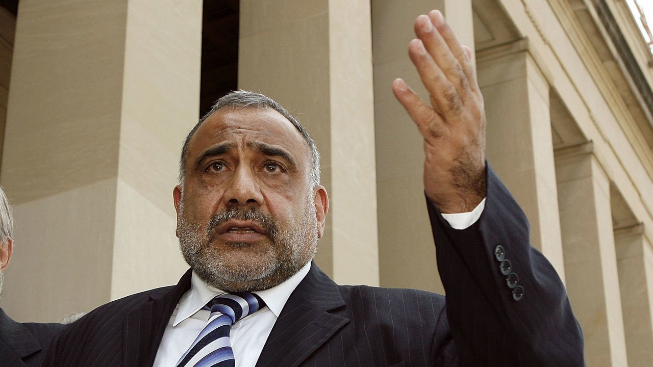 Премьер-министр Ирака подал прошение об отставке